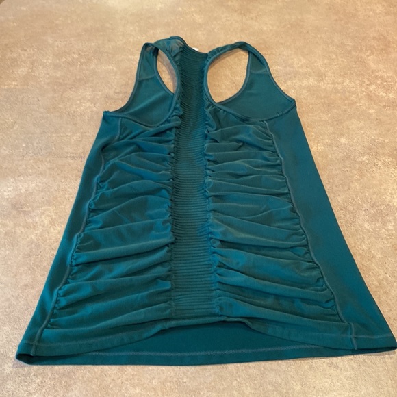 Womens Athleta tank top size XS - Picture 4 of 5